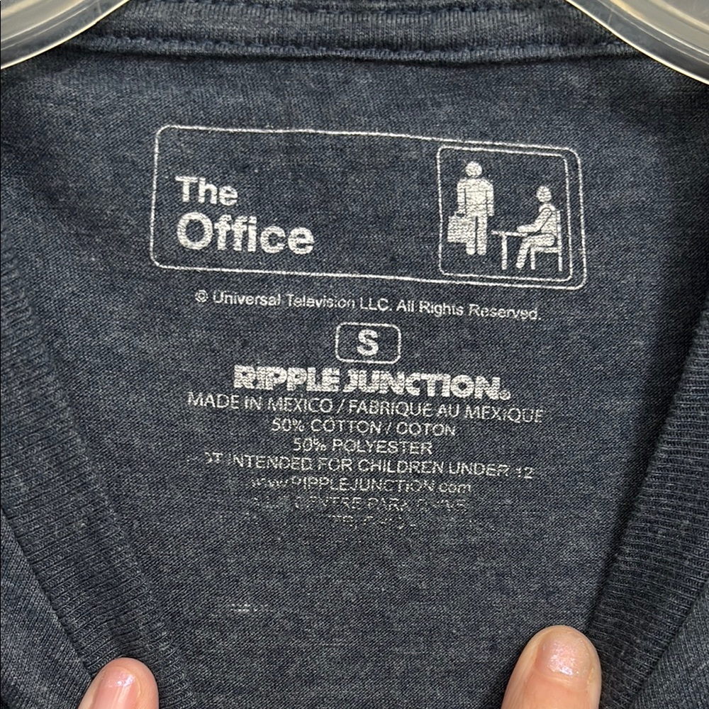 The Office Assistant to the Regional Manager T-shirt - Picture 2 of 3